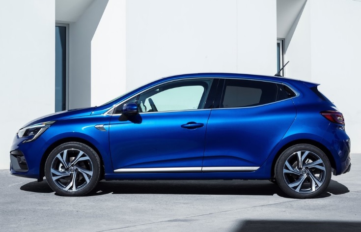2022 Renault Clio 1.0 TCe 90 dimensions with length, width and height
