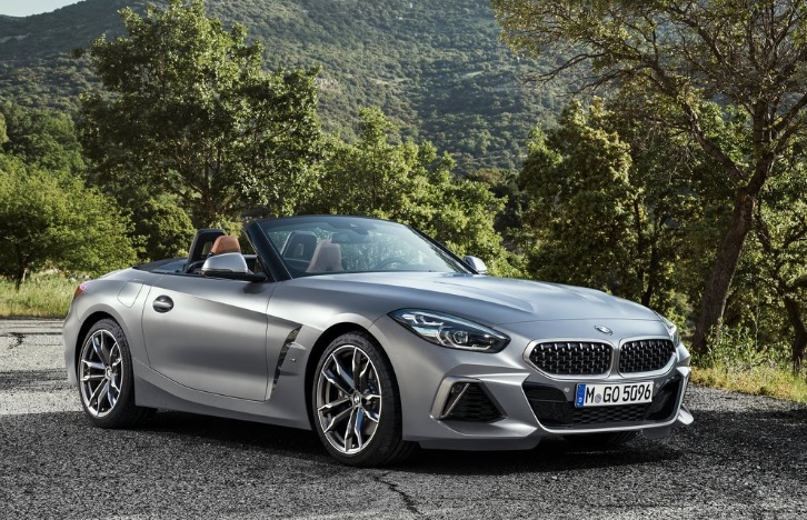 2022 BMW Z Series Z4 2.0 sDrive30i 258 dimensions with length, width and height