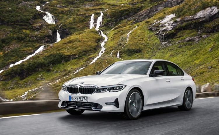 2019 BMW 3 Series 320i 1.6 170 dimensions with length, width and height