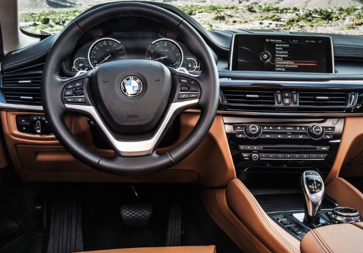 2018 BMW X6 40d 3.0 313 HP Steptronic Boot Space