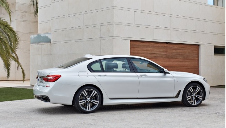 2018 BMW 7 Series 740Ld 3.0 320 dimensions with length, width and height