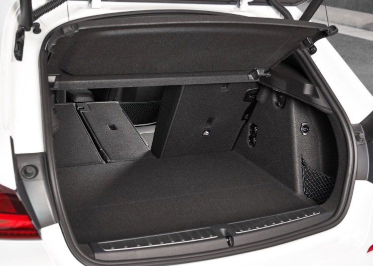 2023 BMW 1 Series 116d 1.5 116 dimensions with length, width and height