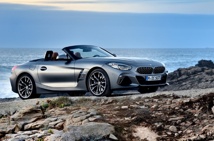 2021 BMW Z Series Z4 2.0 sDrive30i 258 HP Steptronic Boot Space