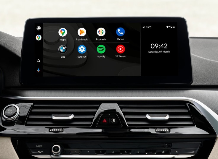 2023 BMW 5 Series 520d 2.0 xDrive 190 HP Steptronic Boot Space