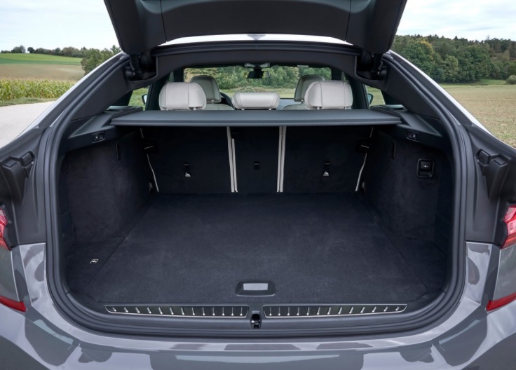 2022 BMW 6 Series 630i 2.0 258 HP Steptronic Boot Space