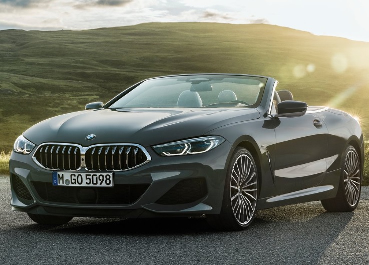 2022 BMW 8 Series 840i 3.0 xDrive Coupe 340 dimensions with length, width and height