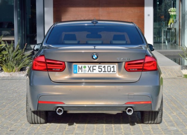 2017 BMW 3 Series 318d 2.0 150 dimensions with length, width and height