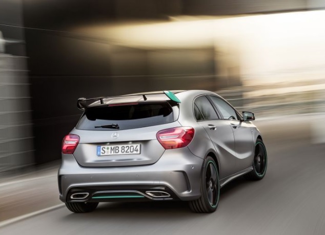 2016 Mercedes A Series A180 1.6 122 HP DCT Technical Specifications