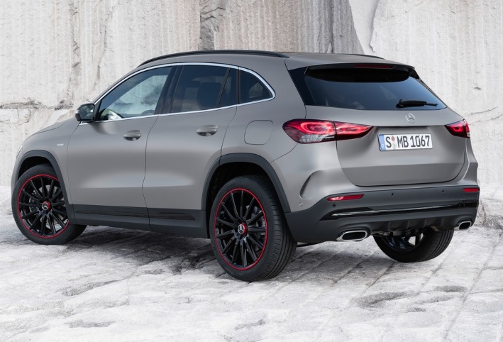 2020 Mercedes GLA Series 200 1.6 156 HP 7G-DCT Boot Space