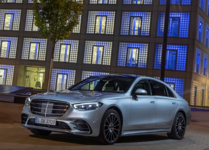 2021 Mercedes S Series S400d 4MATIC 3.0 330 HP 9G-Tronic Boot Space