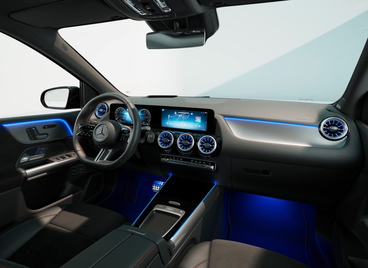 2023 Mercedes B Series B200 1.3 163 HP 7G-DCT Boot Space