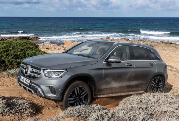 2022 Mercedes GLC 300d 2.0 4Matic 245 HP 9G-Tronic Boot Space